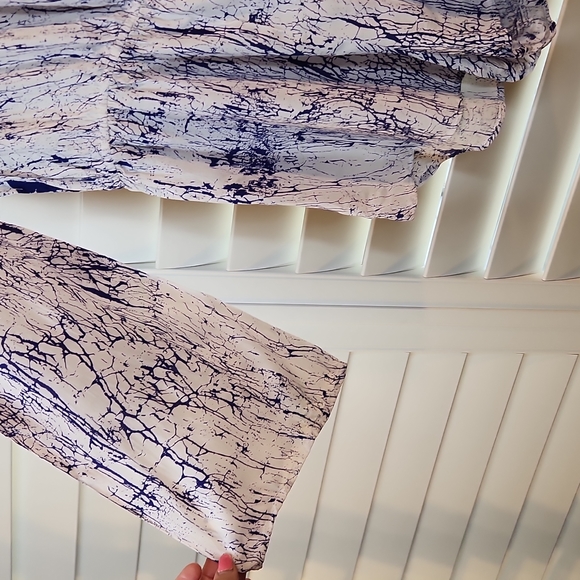 Betro Simone Blue Paint Splatter Design Romper - Picture 4 of 12